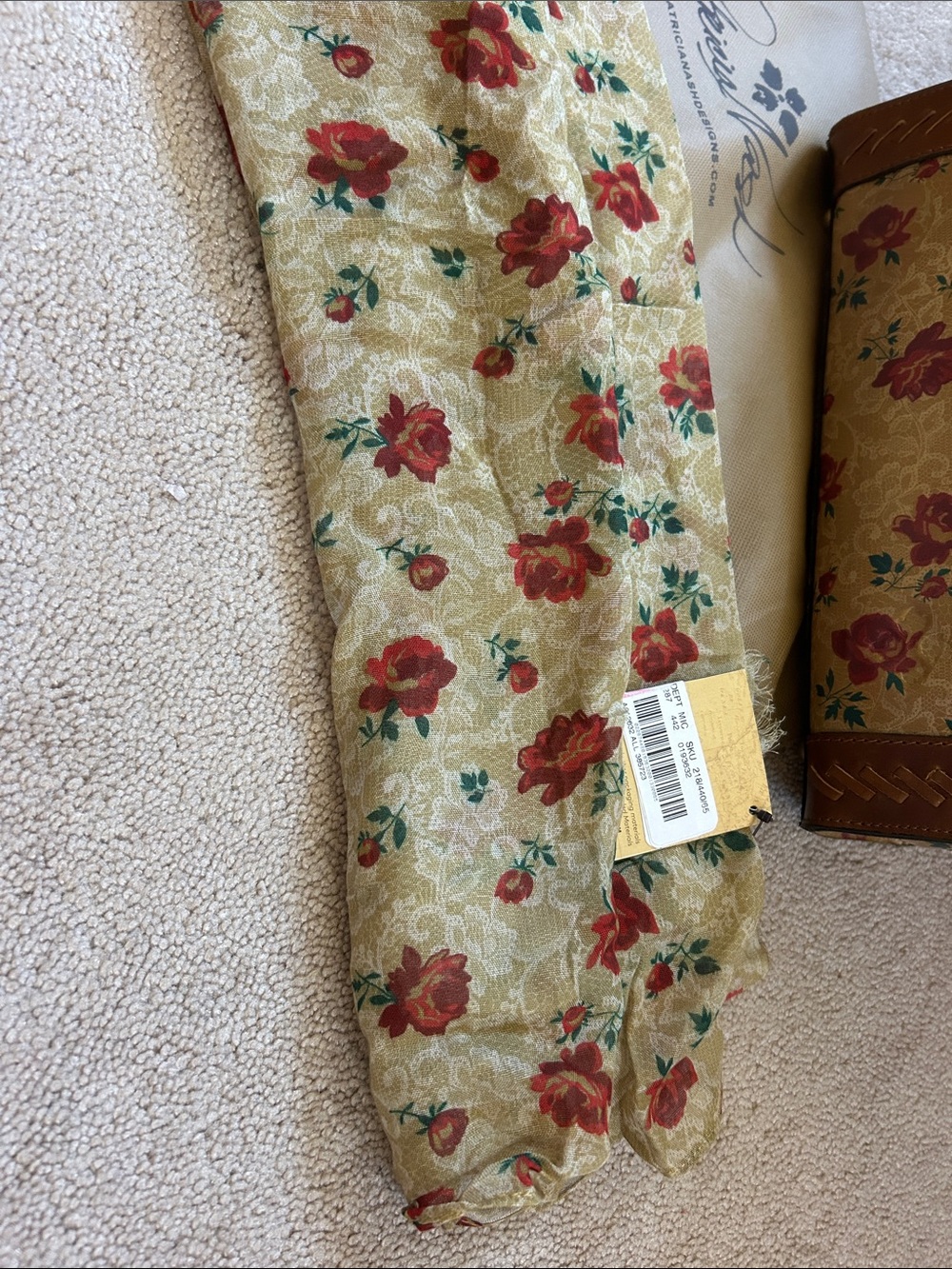 Patricia Nash Tan Floral Tote with Brown Trim and Red Roses - Picture 2 of 4